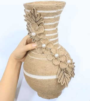 Cách làm bình hoa bằng chai nhựa